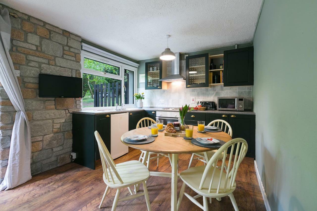 Cosy Woodland Home Uny Lelant Εξωτερικό φωτογραφία
